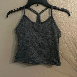 cropped workout tank
